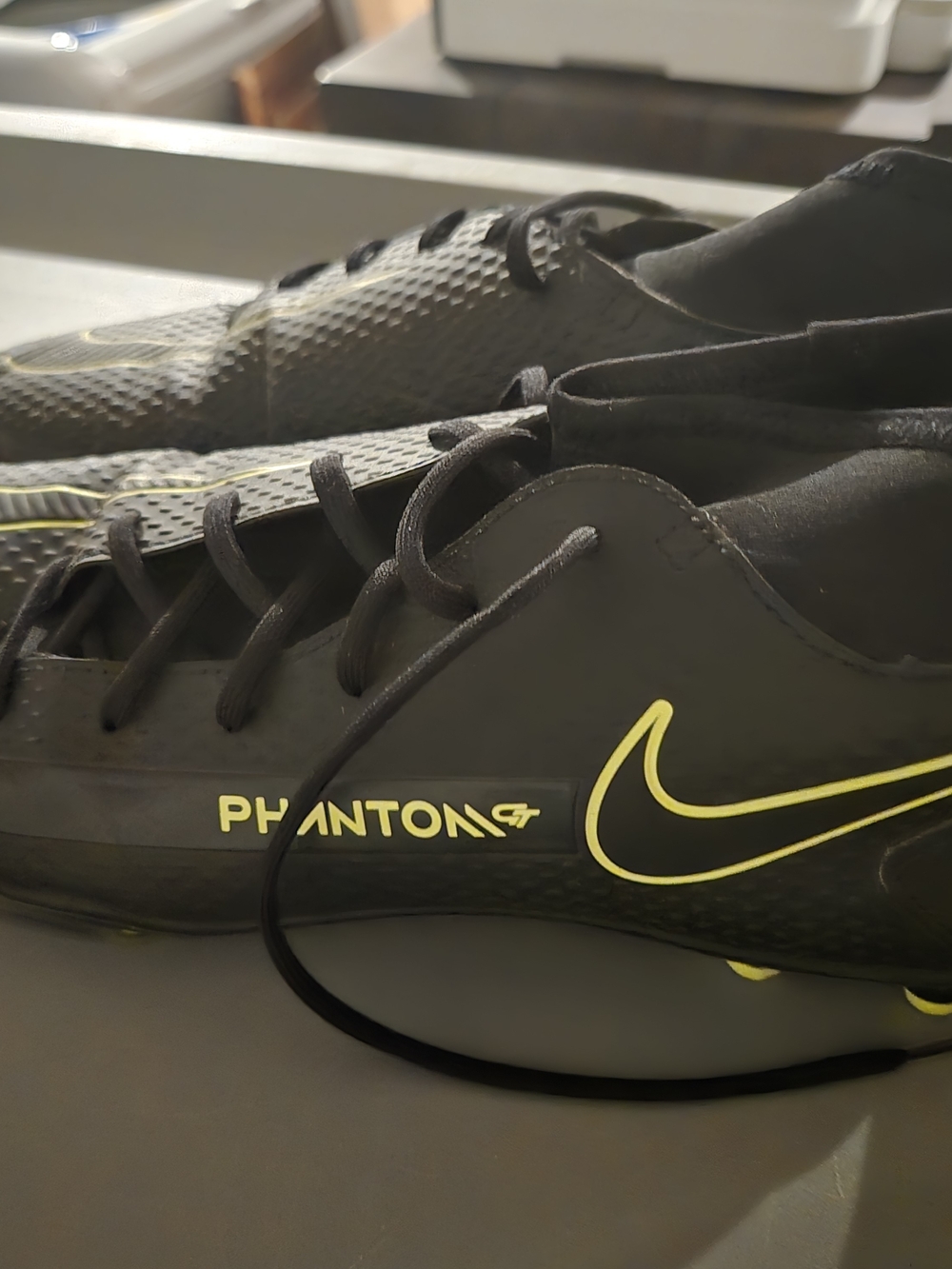Nike Phantom Men’s Athletic Shoes - Black/Volt